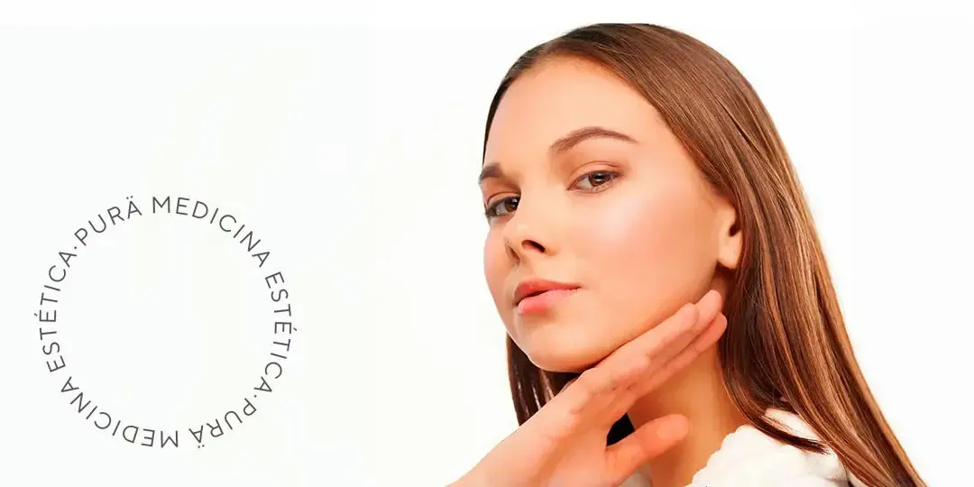 Elegancia y Cuidado: Higiene Facial y Peeling Químico en la Clínica de la Dra. Mónica Lozano